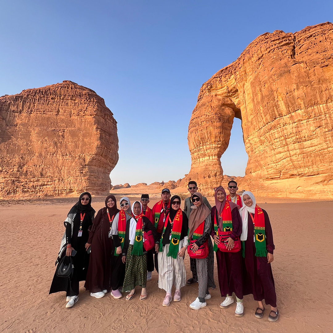 Paket Umroh Plus Al Ula 2026 : Harga, Jadwal, dan Wisata Sejarah